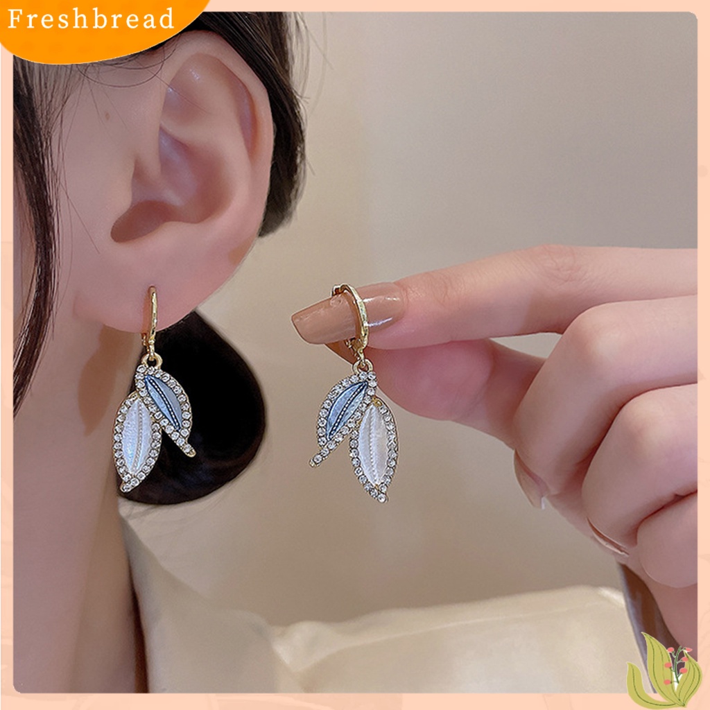 {In Stock} 1pasang Anting Menjuntai Gaya Retro Elegan Temperamen Hadiah Berkilau Berlian Imitasi Daun Biru Wanita Drop Earrings Perhiasan Aksesoris