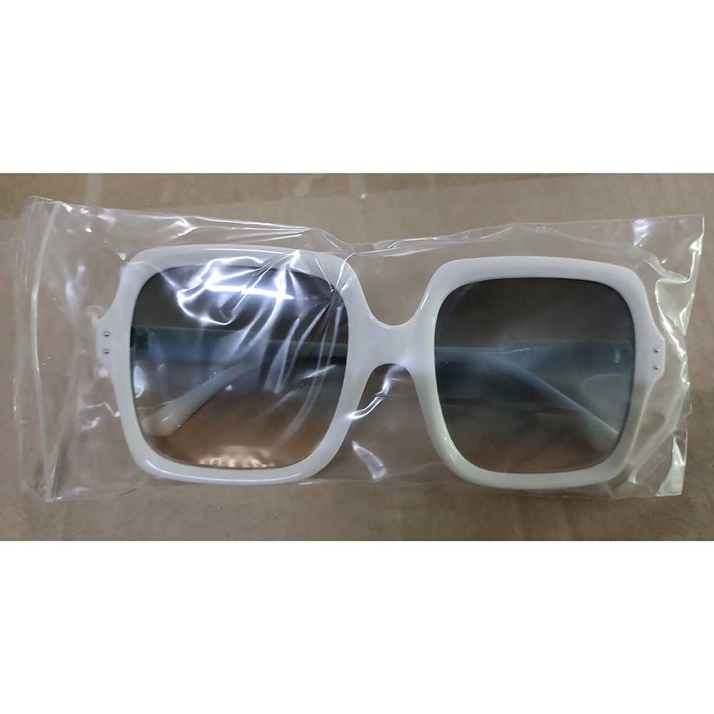 Kacamata Musim Panas Anti UV Anti Silau Wanita Classic Vintage Sunglasses Putih