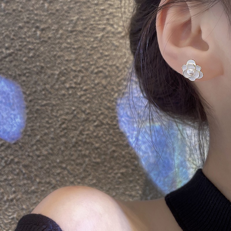 Anting Tusuk Camelia Anting Mutiara Bunga Putih Elegan Untuk Aksesoris Perhiasan Wanita