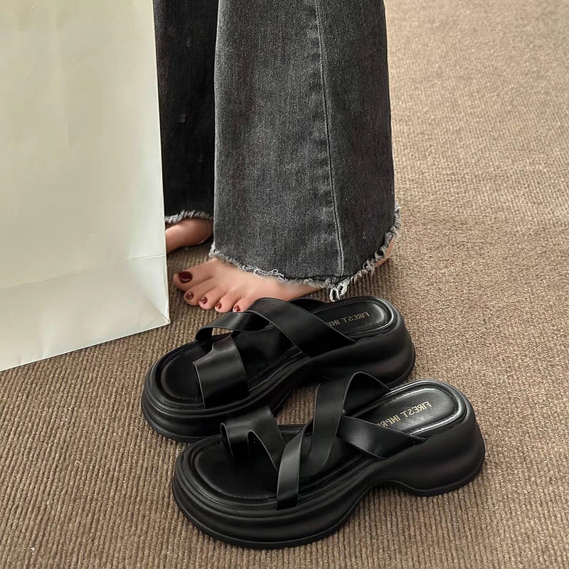 COD Sneakersdaiy 672 Sandal Platfrom Wedges Wanita Sandal Korea Style