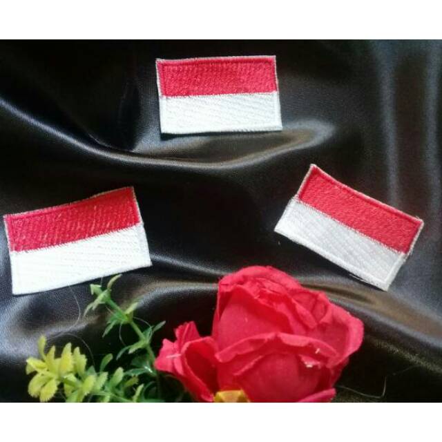 Bordir bed/badge bendera merah putih atribut sekolahbisa pesan satuan