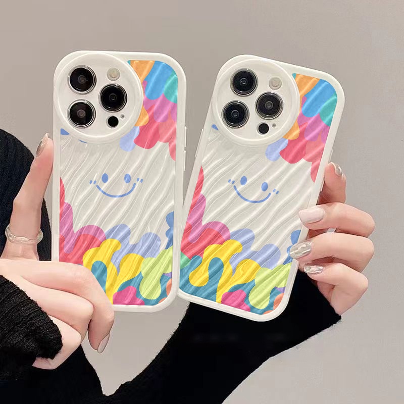 IPHONE Smile Face Dengan Graffiti Warna-Warni Riak Air Casing Ponsel Kompatibel Untuk Iphone11 13 12 14 Pro MAX 14 Plus XR X XS MAX 7Plus 8Plus 7 8 SE 2020 2022 Sarung Tahan Guncangan