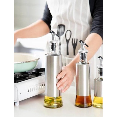 

Botol Kaca 350 ml cocok untuk minyak goreng , wine , bumbu serbaguna