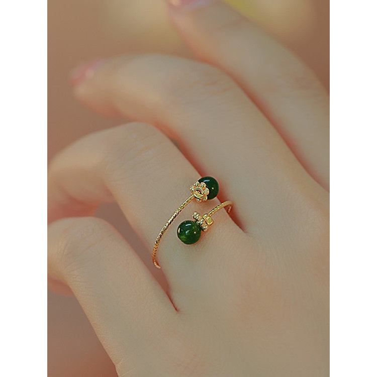 1pc Cincin Terbuka Warna Emas Perhiasan Pesta Cincin Jari Kristal Hijau Simple Elegan Untuk Wanita