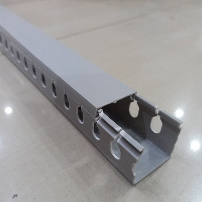 NISO Kabel Duct 33x33 Lubang Abu-abu / Wiring cable duct PVC