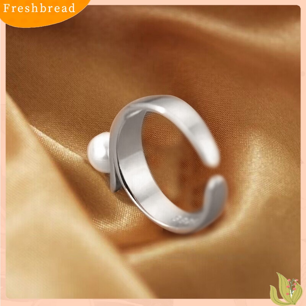 &lt; Freshbread &gt; Cincin Jari Trendi Minimalis Elegan Ringan Mewah Halus Hias Tembaga Desain Mutiara Imitasi Cincin Pesta Perhiasan Aksesori