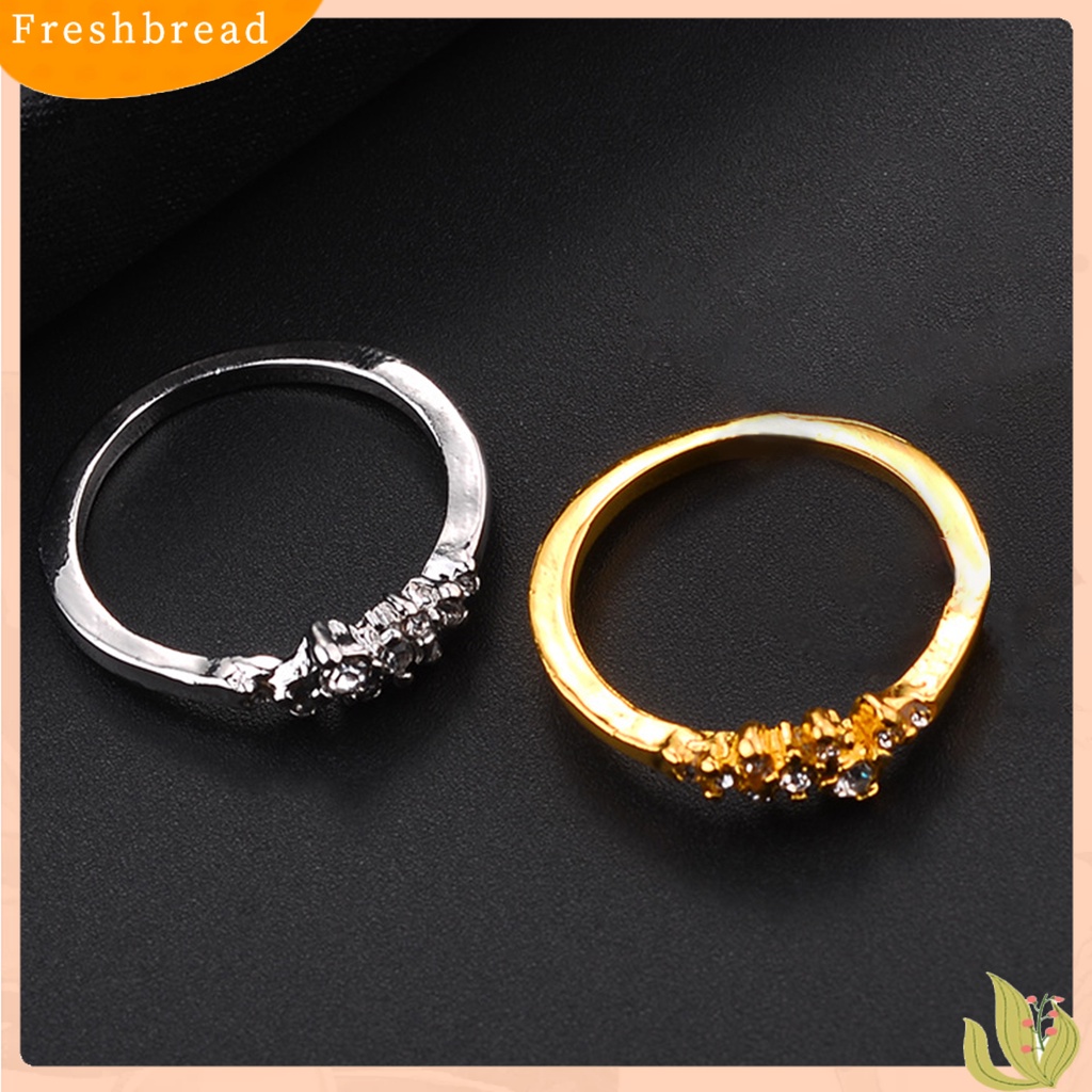 &lt; Freshbread &gt; Wanita Cincin9 Berlian Imitasi Geometris Perhiasan Manis Fashion Penampilan Cincin Jari Untuk Pernikahan