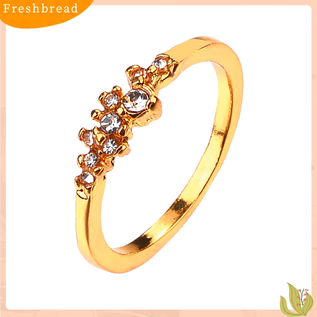 &lt; Freshbread &gt; Wanita Cincin9 Berlian Imitasi Geometris Perhiasan Manis Fashion Penampilan Cincin Jari Untuk Pernikahan