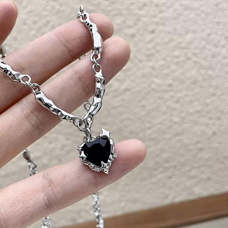 Ifyou Y2K Kalung Hati Hitam Tidak Teratur Kristal Kalung Untuk Wanita Aksesoris Perhiasan