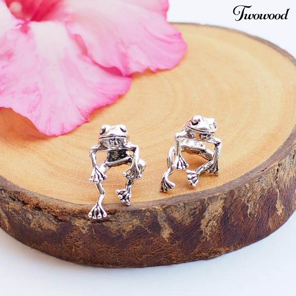 Twowood 1pasang Gaya Etnik Kerajinan Tangan Halus Bahan Alloy Lucu Bentuk Kodok Piercing Ear Studs Earrings Untuk Pesta