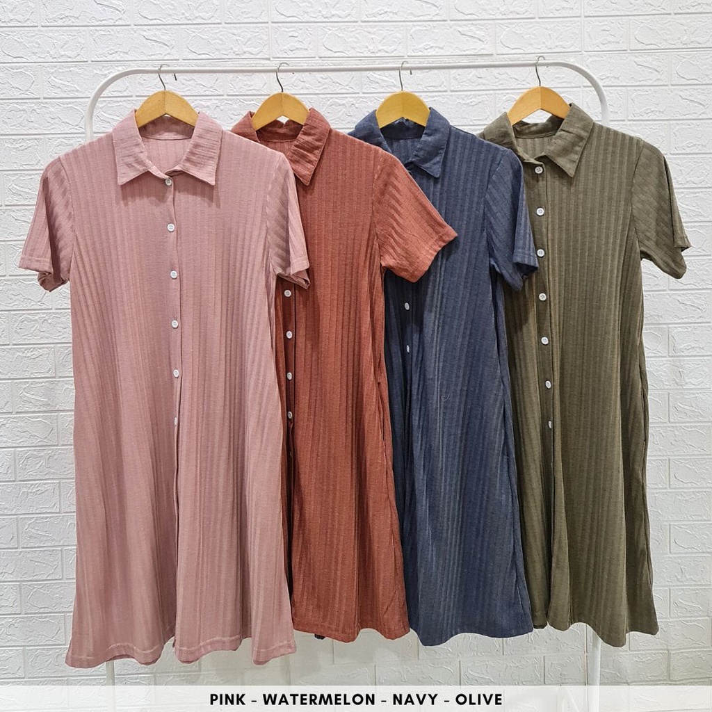 4582 sazzy button knit collar dress