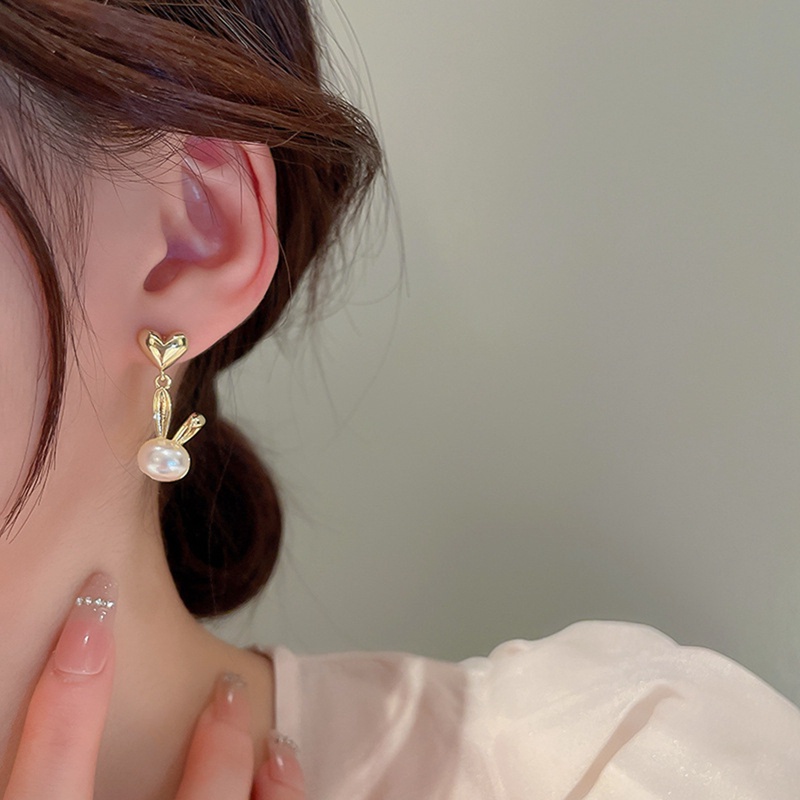 Anting Pejantan Kelinci Mutiara Indah Korea Baru Untuk Wanita Gadis Trendi Berlian Imitasi Perhiasan Perempuan Fashion Lucu Anting Hati