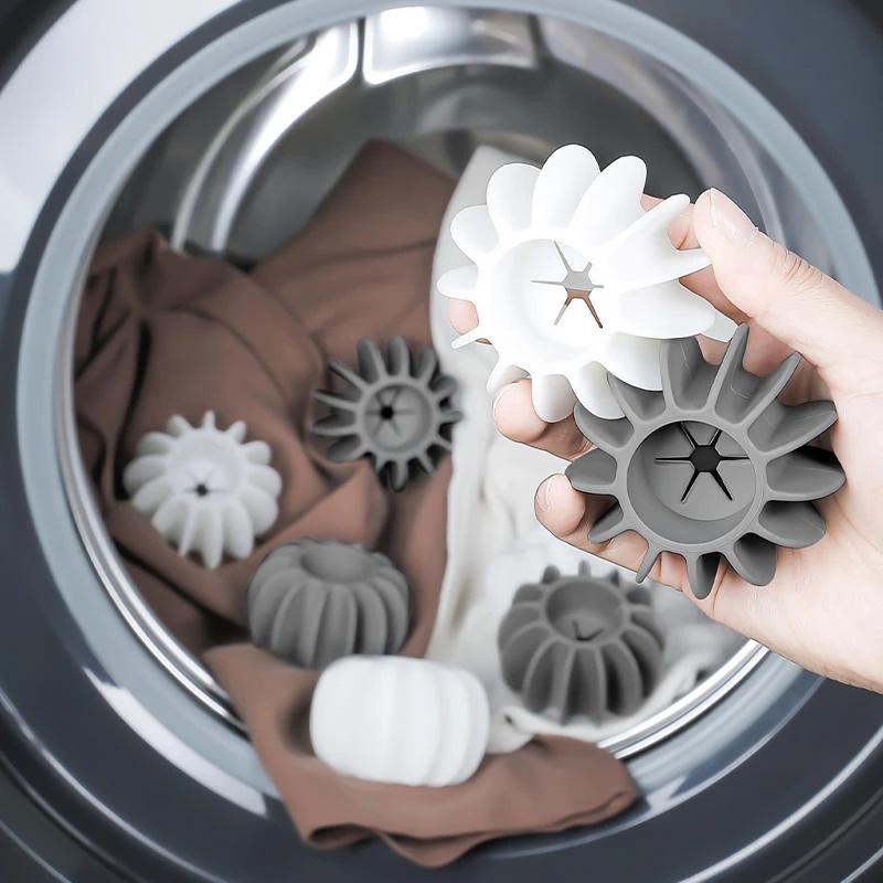[Unggulan] Debris Stain Fast Removal Balls Perlengkapan Pembersih Praktis Penangkap Bulu Kucing Anjing Anti Angin Pelembut Pakaian Sphere Wash Machine Silicone Laundry Ball