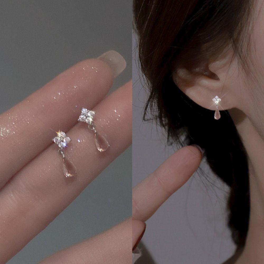 Anting LILY Water drop Fashion Anting Berlian Berkilau Kristal Keperakan Untuk Musim Panas