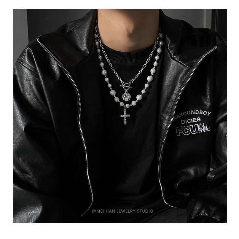 Kalung Mutiara Trendi Baru Desain Niche Perempuan Rasa Berlian Smiley Salib Liontin Cahaya Mewah High-End Sense
