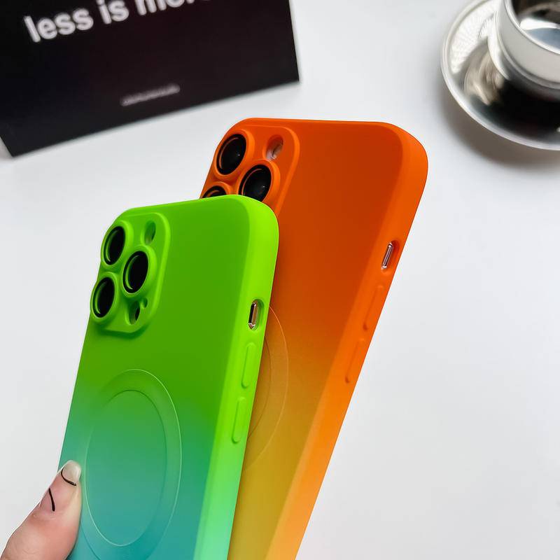 IPHONE Gradient Soft Silicone Untuk Magsafe Magnetic Wireless Charging Case Untuk iPhone13 12 11 Pro MAX Matte Shockproof Cover - Casing Ponsel Untuk iPhone13 iPhone12 iPhone11