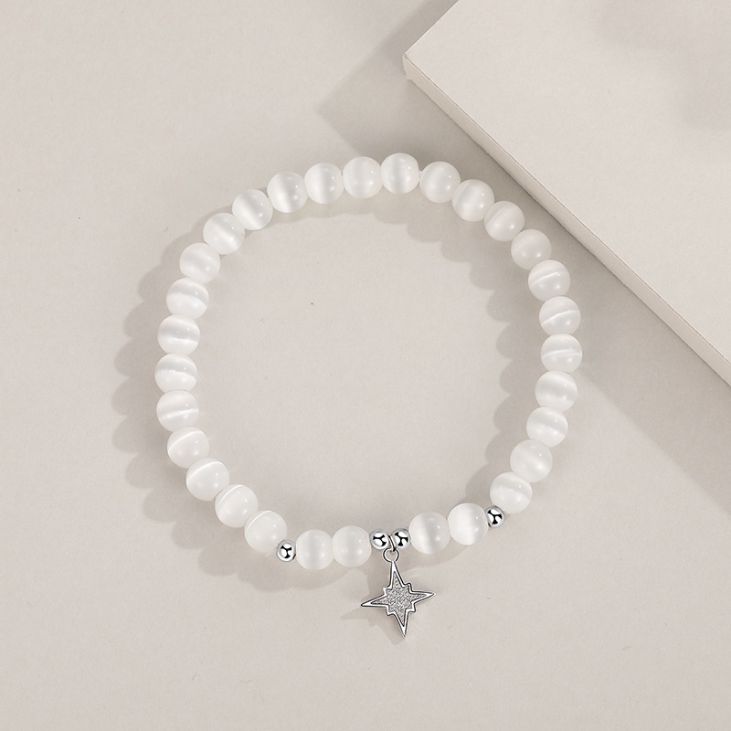 Gelang Halus Dan Minimalis Dengan Manik-Manik Moonstone