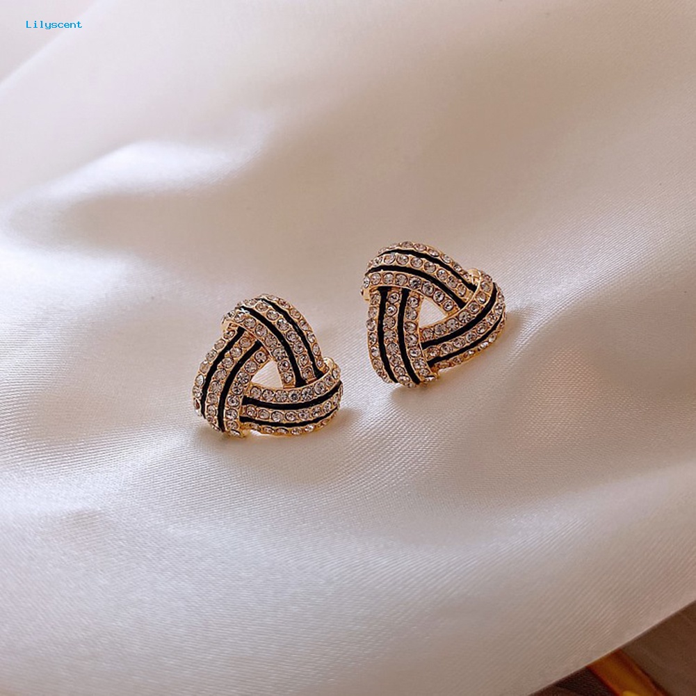 Lilyscent Fashionable Wanita Berlian Imitasi Bentuk Segitiga Stud Earrings Aksesori Perhiasan