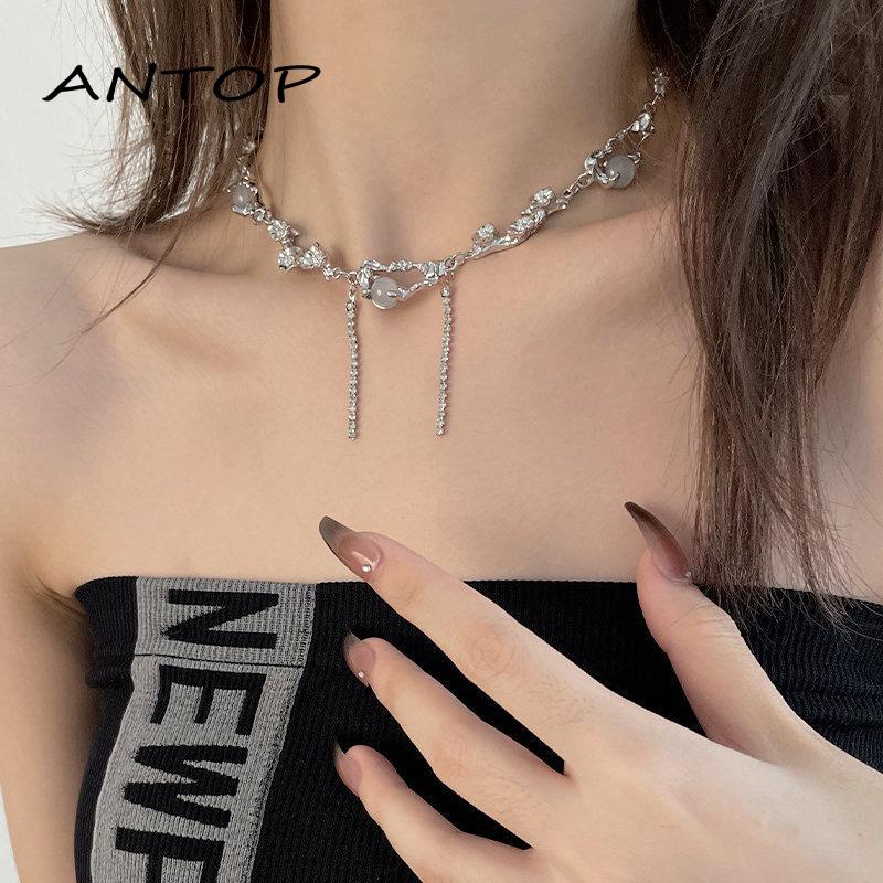 [Antop Syar'i Putih Moonlight Batu Zirkon Lanjutan Klavikula Rantai Kalung Wanita Musim Panas Manis Keren