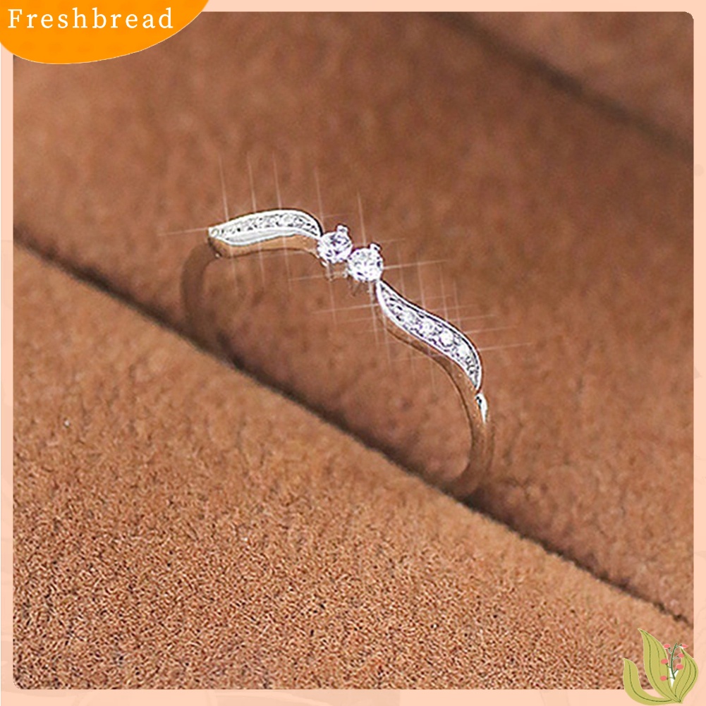 &lt; Freshbread &gt; Wanita Fashion Berlian Imitasi Bertatahkan Daun Jari Cincin Pernikahan Lamaran Perhiasan Hadiah