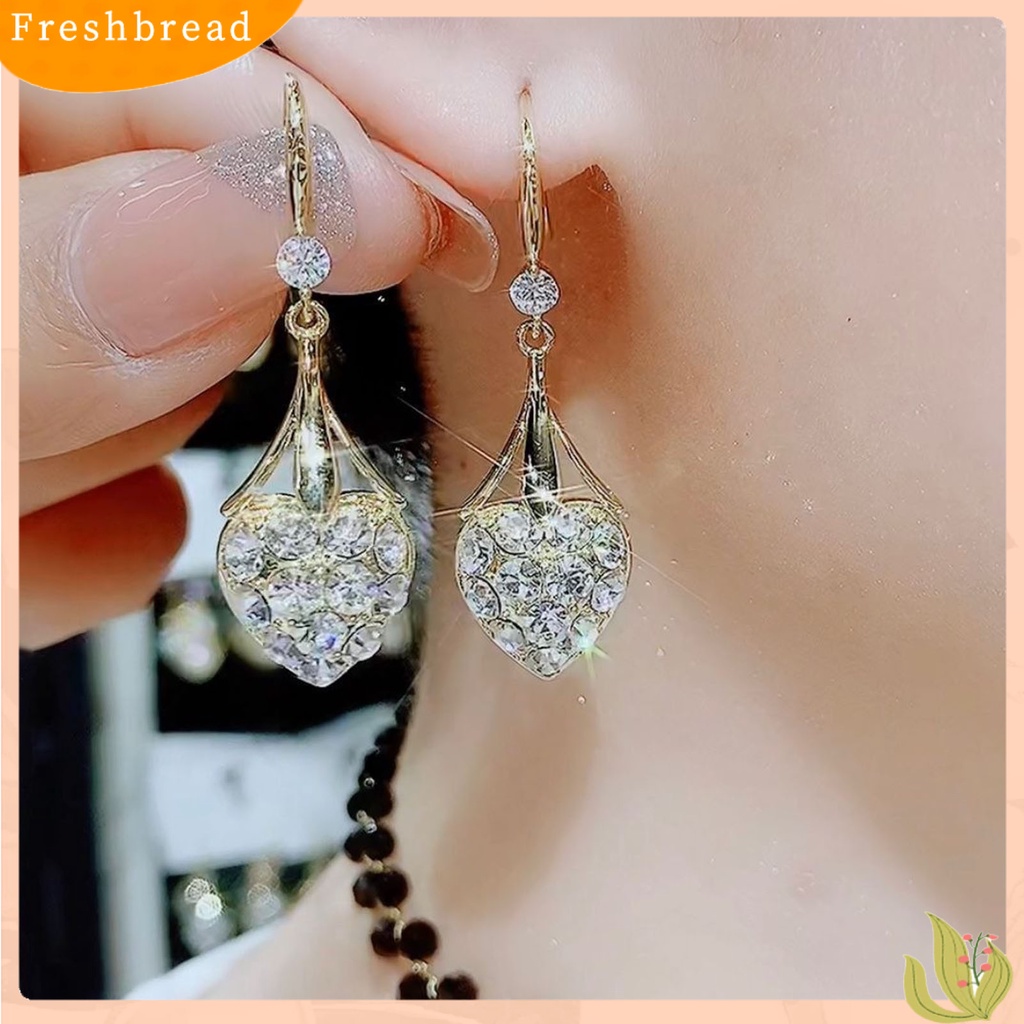 &lt; Freshbread &gt; 1pasang Menjuntai Anting Temperamen Panjang Mengkilap Penuh Berlian Imitasi Berkilau Hias Hadiah Wanita Jantung Drop Anting-Anting Trendi Perhiasan Aksesori Busana