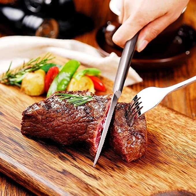 Pisau Makan Steak Knife Stainless Steel Comfortable Grip - Silver, 23.2x2cm