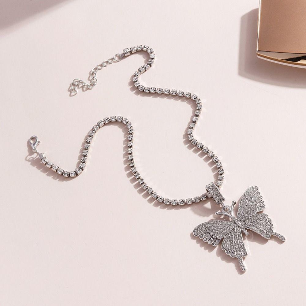 Lily Butterfly Pendant Necklace Elegant Diamond-Embedded Alloy Choker Necklaces