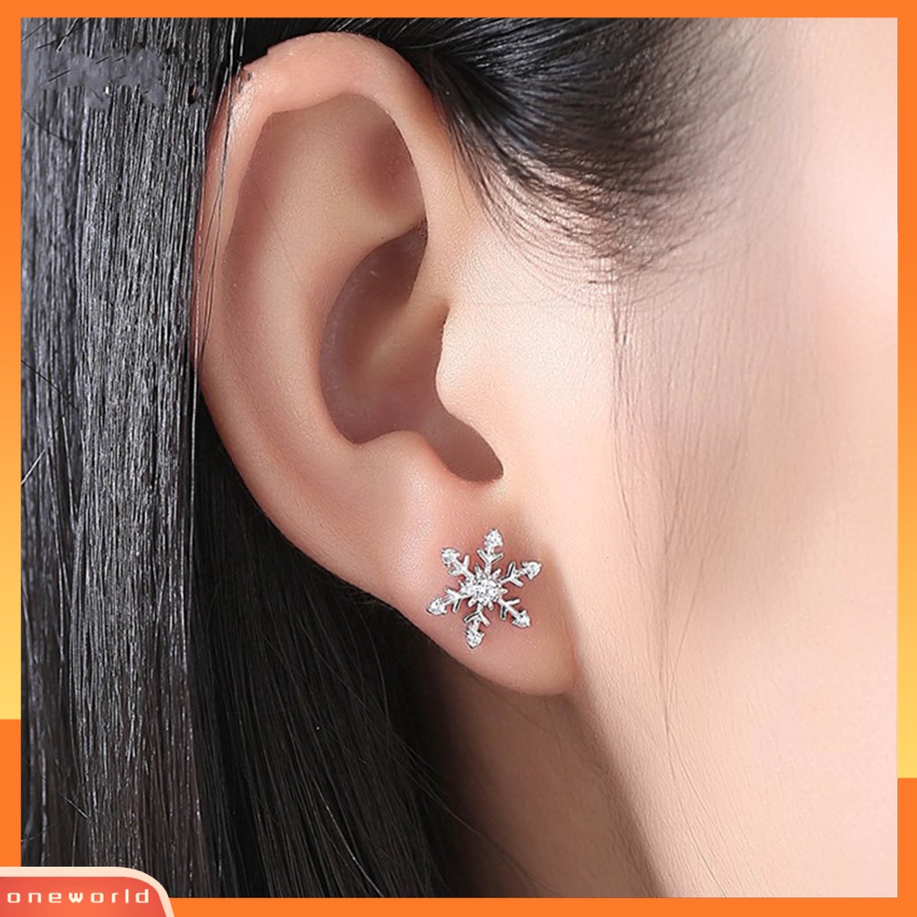 [EONE] 1pasang Ear Studs Elegan Geometris Mengkilap Berlian Imitasi Bertatahkan Berkilau Berdandan Hadiah Natal Wanita Snowflake Stud Earrings Perhiasan Pakaian Sehari-Hari