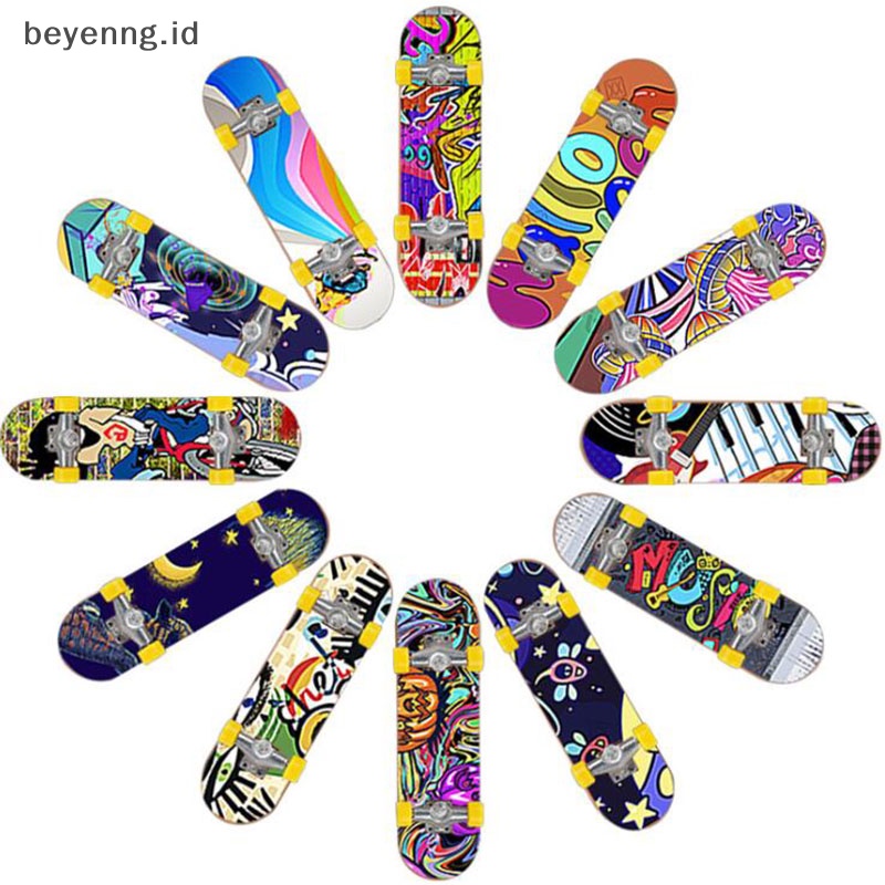 Beyen 1PC Cute Kids Anak Mini Fingerboard Skate Kost Hadiah Mainan Pesta Random ID