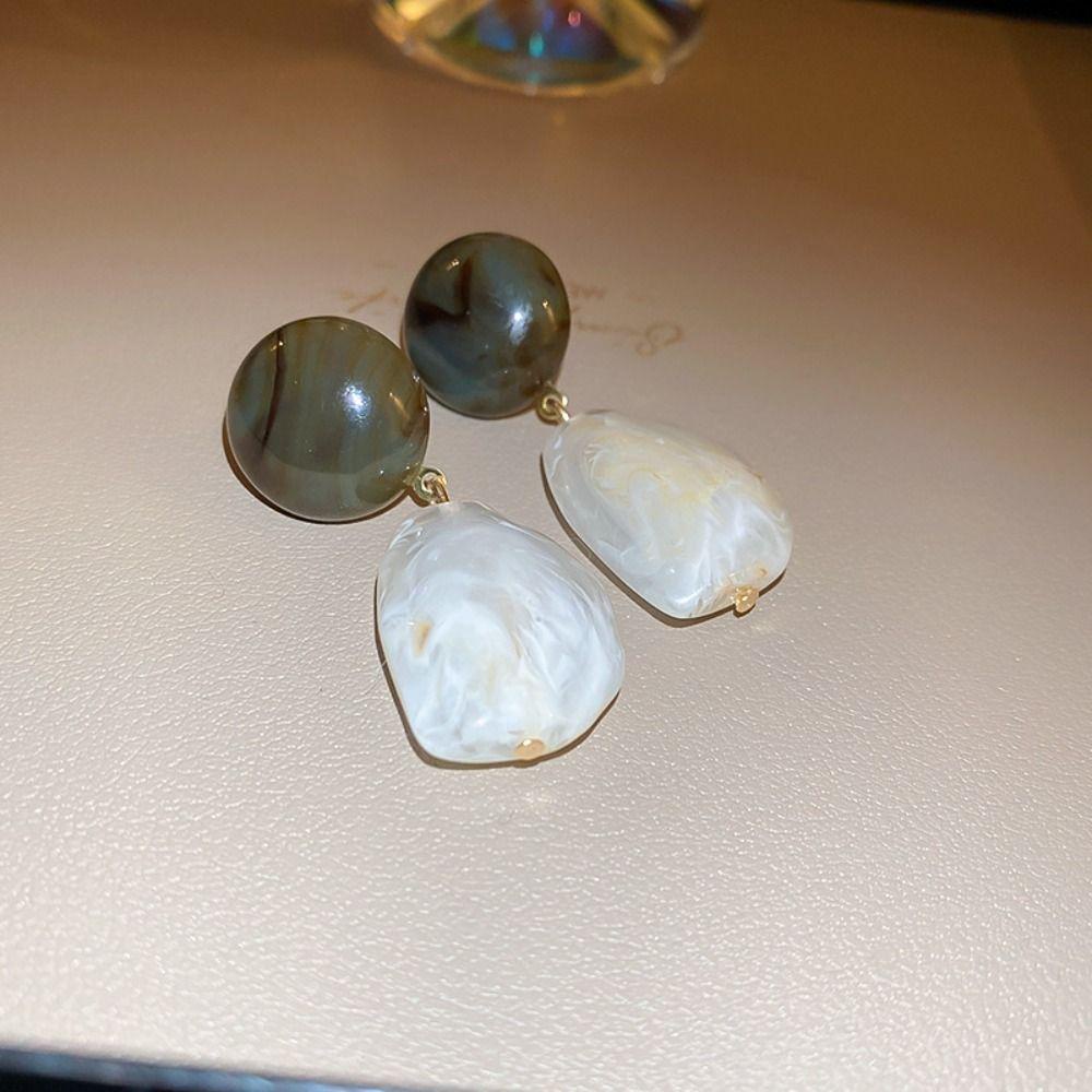 Mxbeauty Korea Ear Studs Grey White Pendant Bulat Elegan Indah Sederhana Tidak Teratur Drop Earrings