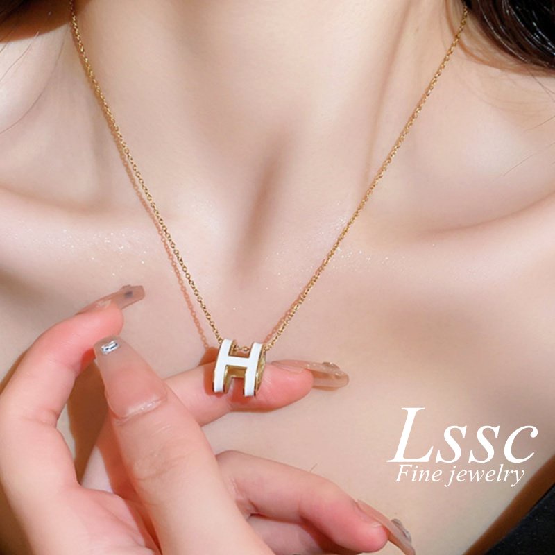 Kalung Titanium Huruf H Emas 18K Anti Karat Asli Cantik Aesthetic Korea Aksesoris Wanita Perhiasan