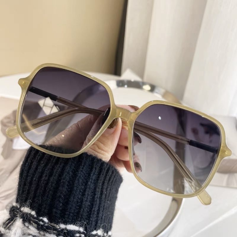 (YUZHU) Brown Oversized Square Frame Sunglasses Untuk Wanita Vintage Fashion Kaca Mata Tabir Surya Ringan