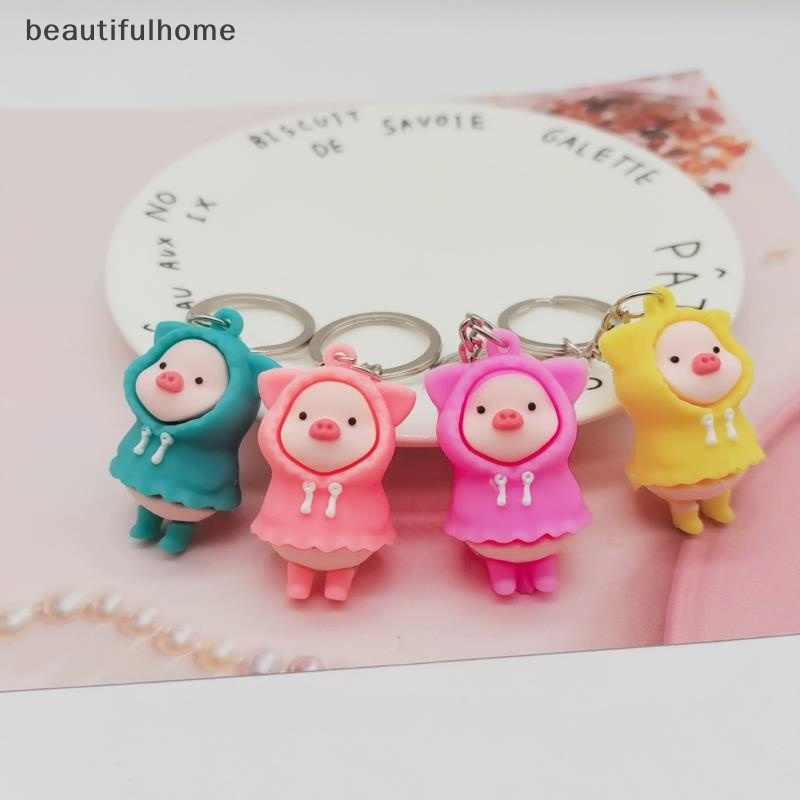 {Cantikrumah} Kartun Lucu Jas Hujan Piggy Doll Gantungan Kunci Memegang Babi Susu Kunci Cincin Tas Liontin.