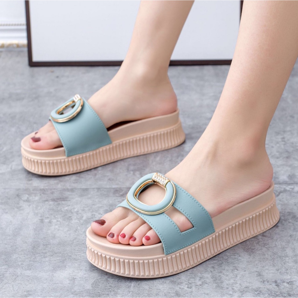 SHOEGALLERY TG1746 Sandal Slip On Wedges Wanita Motif Ring O Import Trendy