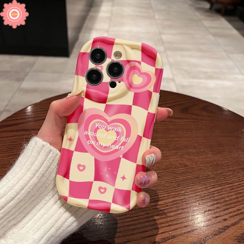 Casing Ponsel Korea Lucu Pink Peach Kompatibel Untuk IPhone 7Plus 11 13 14 12 Pro Max XR 7 6s 6 8 Plus X XS Max SE 2020 8Plus Kotak-Kotak Cinta Hati Musim Panas Buah Bening Soft Cover