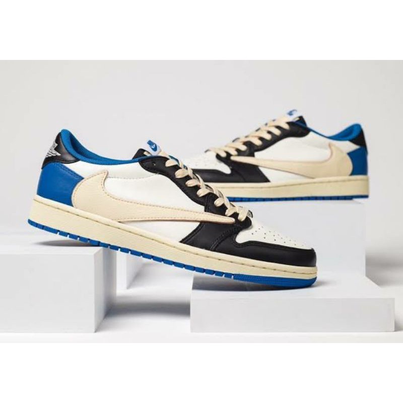 sepatu sneakers Nike air Jordan 1 low x UNC