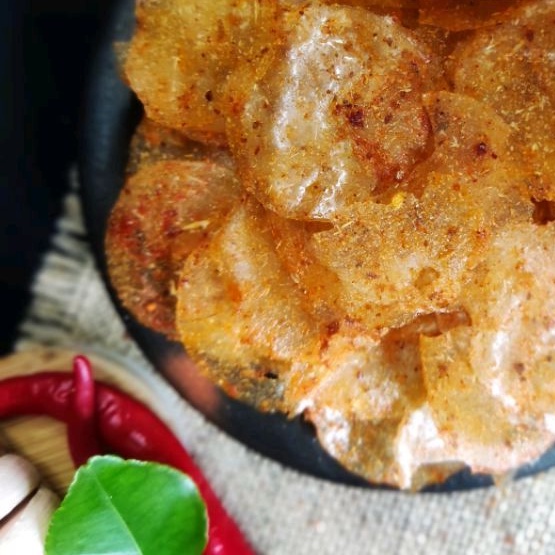 KERIPIK KACA PEDAS 100GRAM SNACK CEMILAN MERK SINAR FAJAR