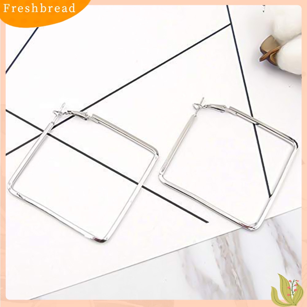 &lt; Freshbread &gt; Fashion Wanita Berongga Persegi Menjuntai Pernyataan Huggie Anting Pesta Perhiasan Hadiah