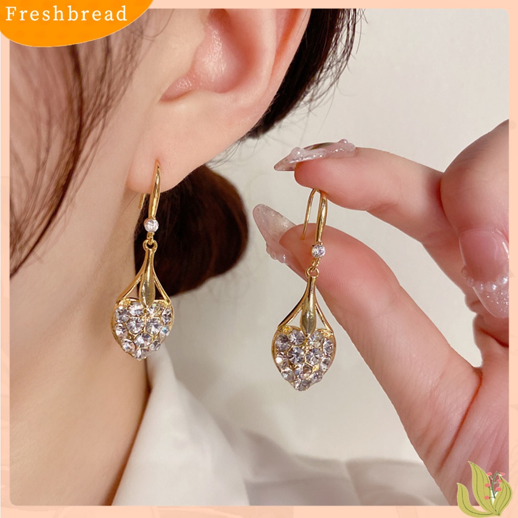 &lt; Freshbread &gt; 1pasang Menjuntai Anting Temperamen Panjang Mengkilap Penuh Berlian Imitasi Berkilau Hias Hadiah Wanita Jantung Drop Anting-Anting Trendi Perhiasan Aksesori Busana