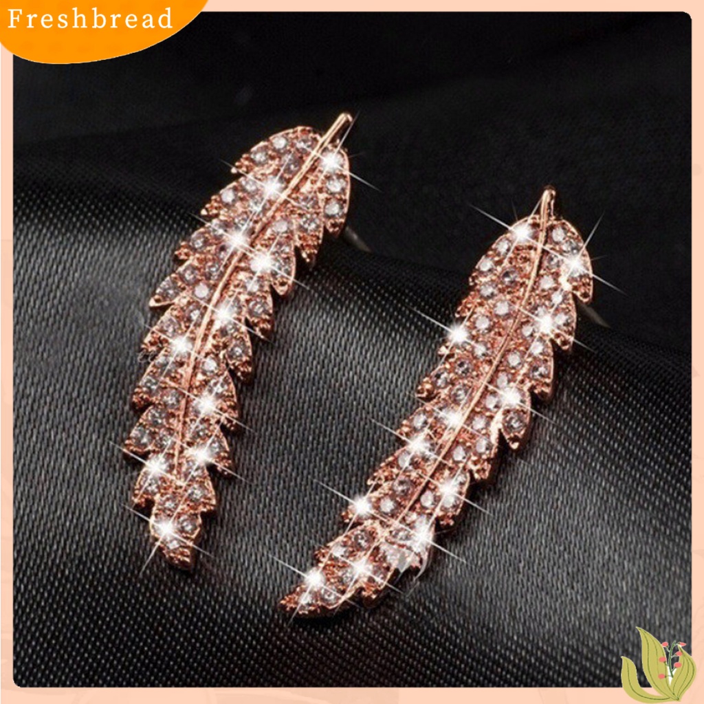 &lt; Freshbread &gt; 1pasang Anting Wanita Daun Berlian Imitasi Perhiasan Electroplating Sparkling Stud Earrings Untuk Pernikahan