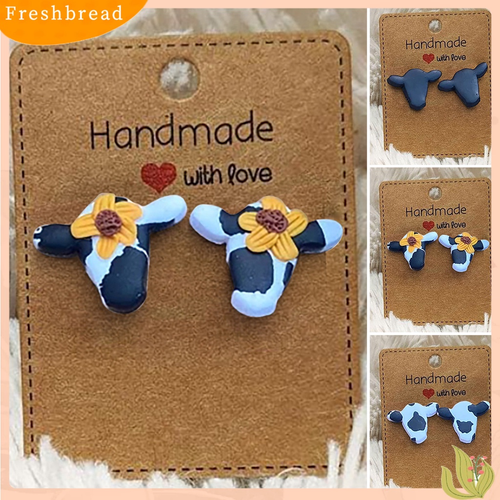 &lt; Freshbread &gt; 1pasang Ear Studs Acrylic Lucu Kecil Padat Kepribadian Hadiah Hypoallergenic Dairy Cow Shape Women Earrings Fashion Jewelry