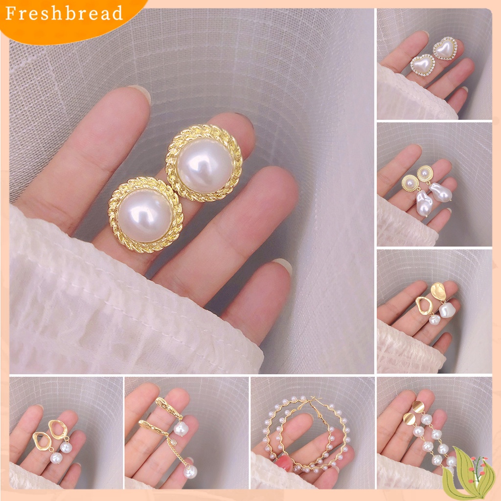 &lt; Freshbread &gt; 1pasang Anting Pejantan Bersinar Geometris Gloss Tinggi Temperamen Tahan Luntur Dekorasi Berbentuk Hati Wanita Mutiara Imitasi Lingkaran Anting Aksesoris Pakaian