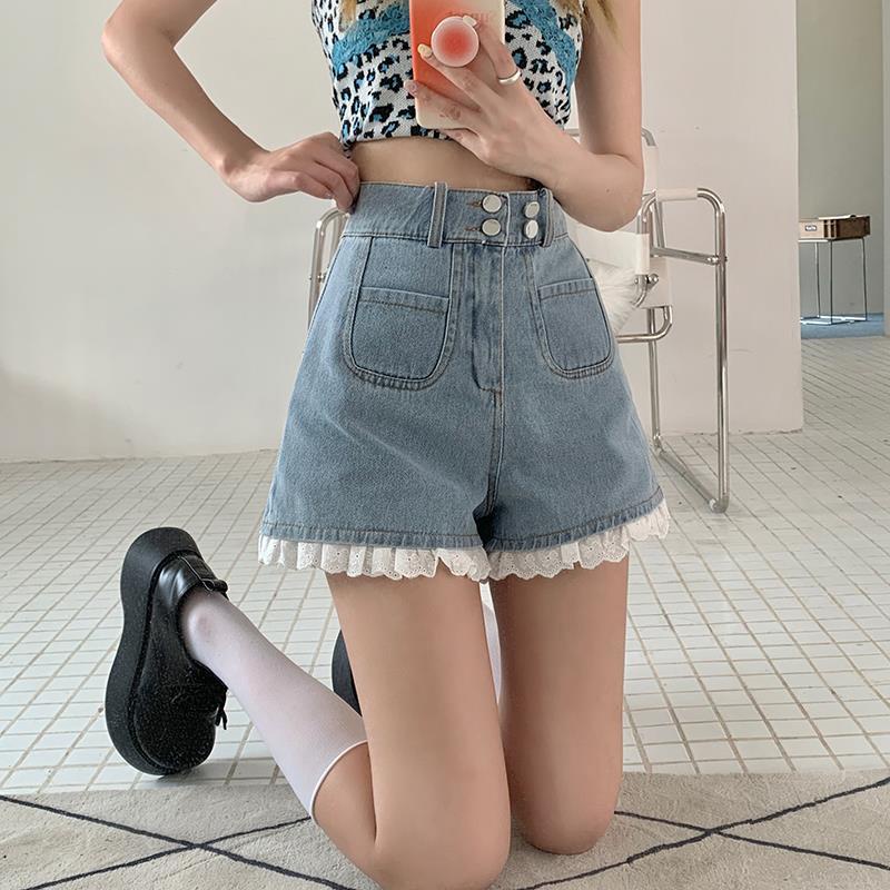 Red Celana Pendek Wanita Musim Panas 2022 Baru Tinggi Pinggang Tipis Rasa Desain Niche Renda Edge Splicing Celah Denim Celana Hot Pants