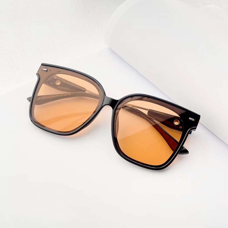 (YUZHU) Korean Fashion Oversized Square Frame Sunglasses Kacamata Hitam Anti Sinar UV Untuk Wanita