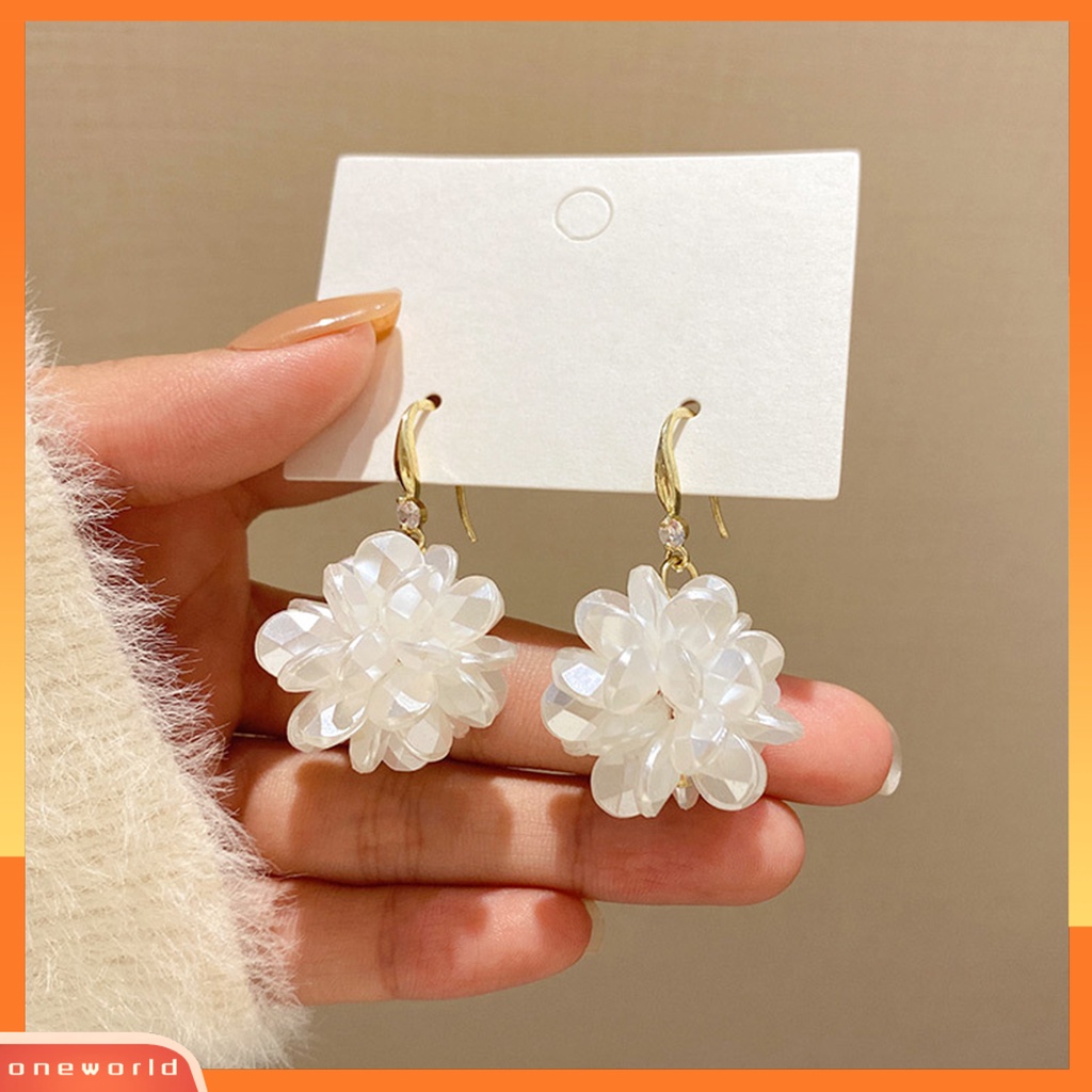 [EONE] 1pasang Anting Kait Gaya Perancis Elegan Temperamen Peri Hadiah Kecil Putih Solid Bola Bunga Drop Earrings Fashion Perhiasan