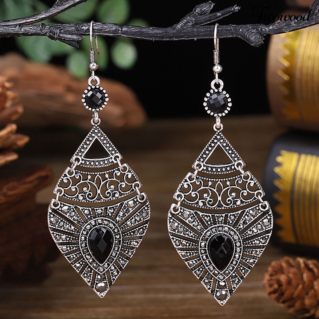 Twowood 1pasang Anting Drop Gaya Etnik Fashion Perhiasan Alloy Dilubangi-out Waterdrop Women Earrings Untuk Tanggal