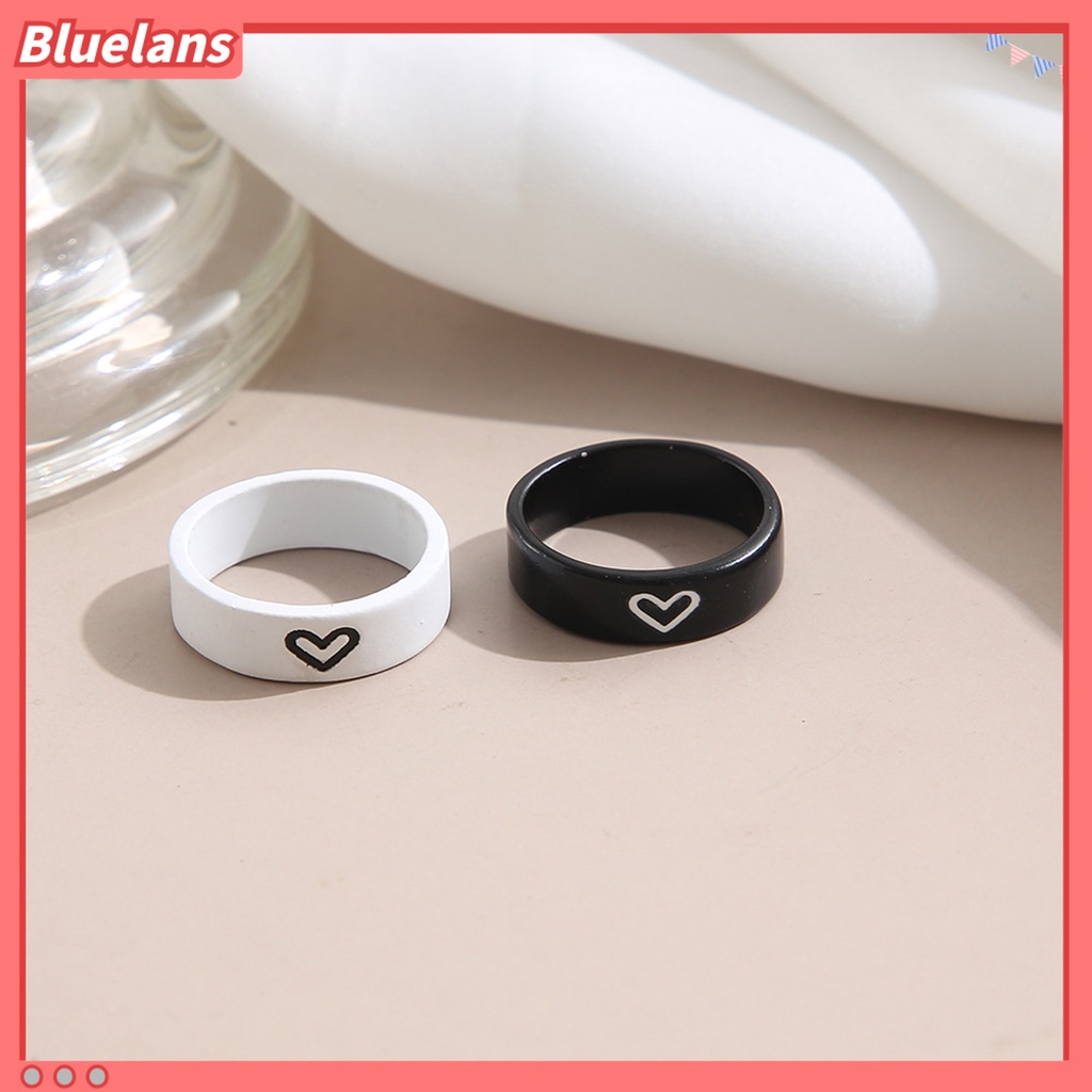 [BLS] 1pasang Cincin Pasangan Warna Kontras Temperamen Hadiah Valentine Teman Baik Lucu Berbentuk Hati Jari Cincin Untuk Anniversary