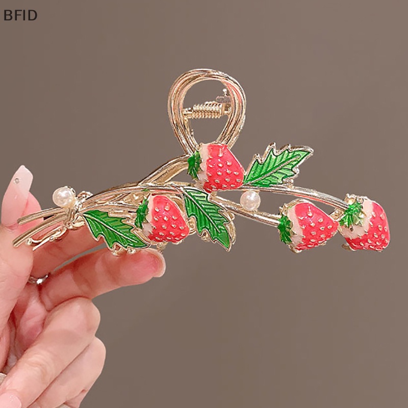 [BFID] Fashion Strawberry Hair Claw Untuk Wanita Perempuan Jepitan Rambut Crab Metal Ponytail [ID]