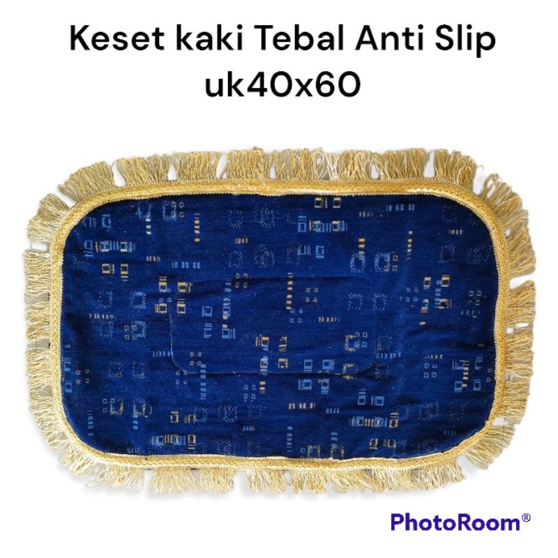 TGM - Keset Kaki Karakter doraemon hello kitty keroopi bulu rasfur ukuran 60x40cm
