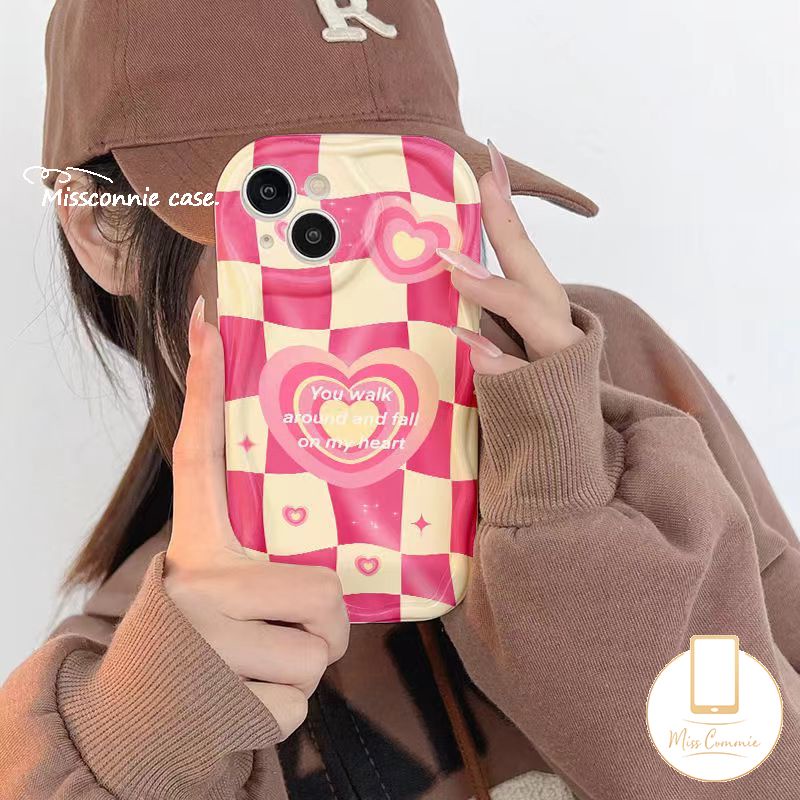 IPHONE Ins Red Checkerboard Shining Love Heart Phone Case Kompatibel Untuk Iphone11 14 XR 7Plus 13 12 14 Pro MAX X XS MAX 6S 7 6 8 Plus SE 2020fashion 3D Wavy Curved Edge Glossy Cover